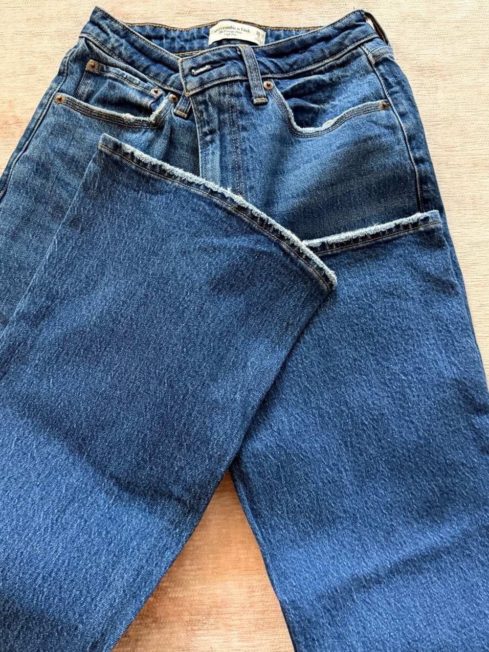 Abercrombie Fitch Women's High Rise Curve Love Vintage Flare Jeans Size 2 - Picture 8 of 10